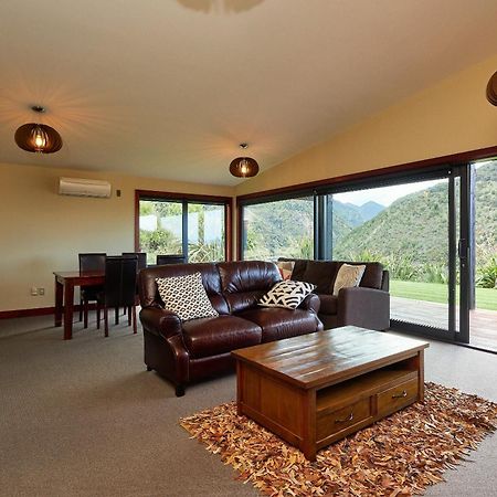 Glencree Luxury Chalets Kaikoura Extérieur photo